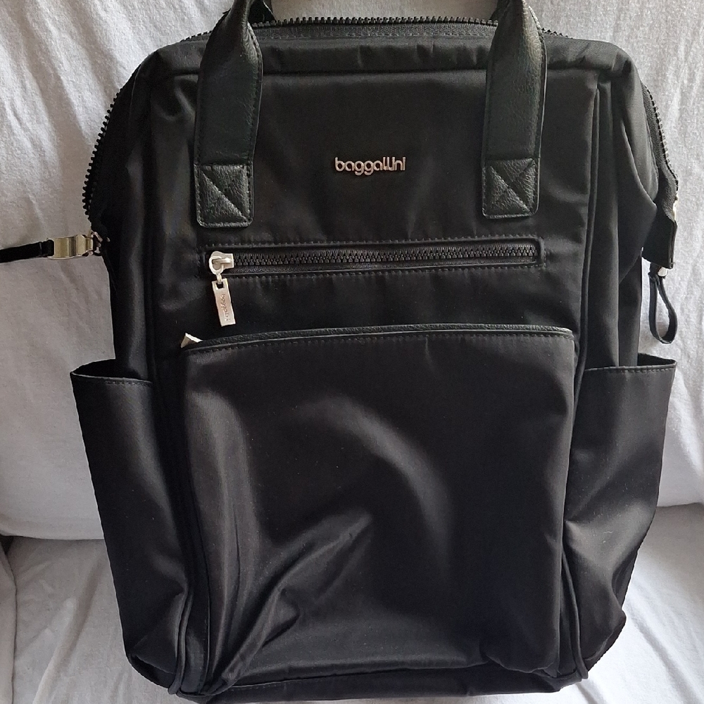 Baggallini Charcoal Men's Backpack